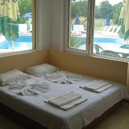 Guest house Vili Iskar 1 2*
